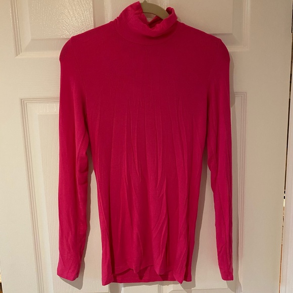 Aritzia Wilfred Only Pink turtleneck